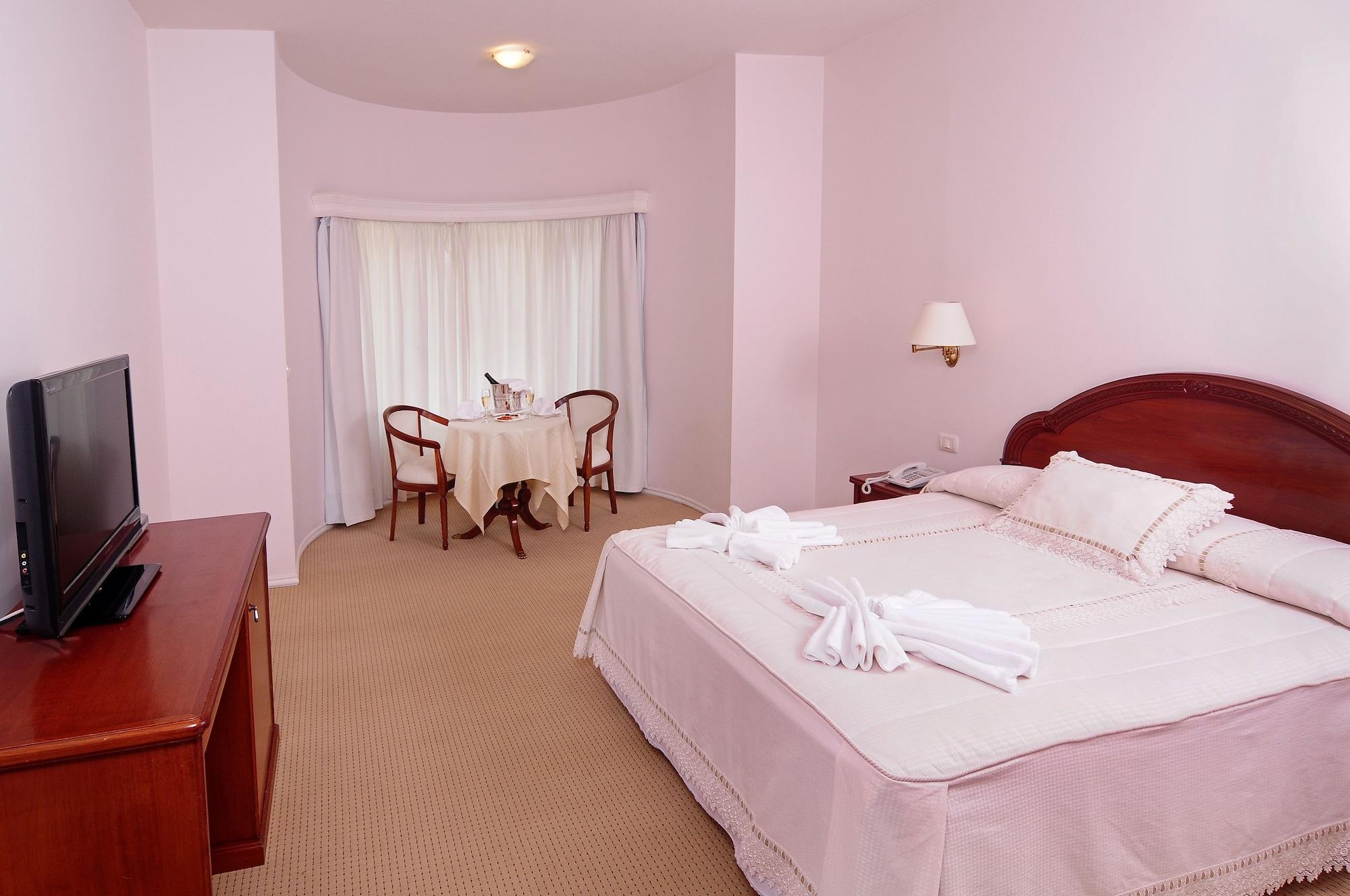 Parque Hotel Jean Clevers Punta del Este Exterior foto A bedroom in a hotel