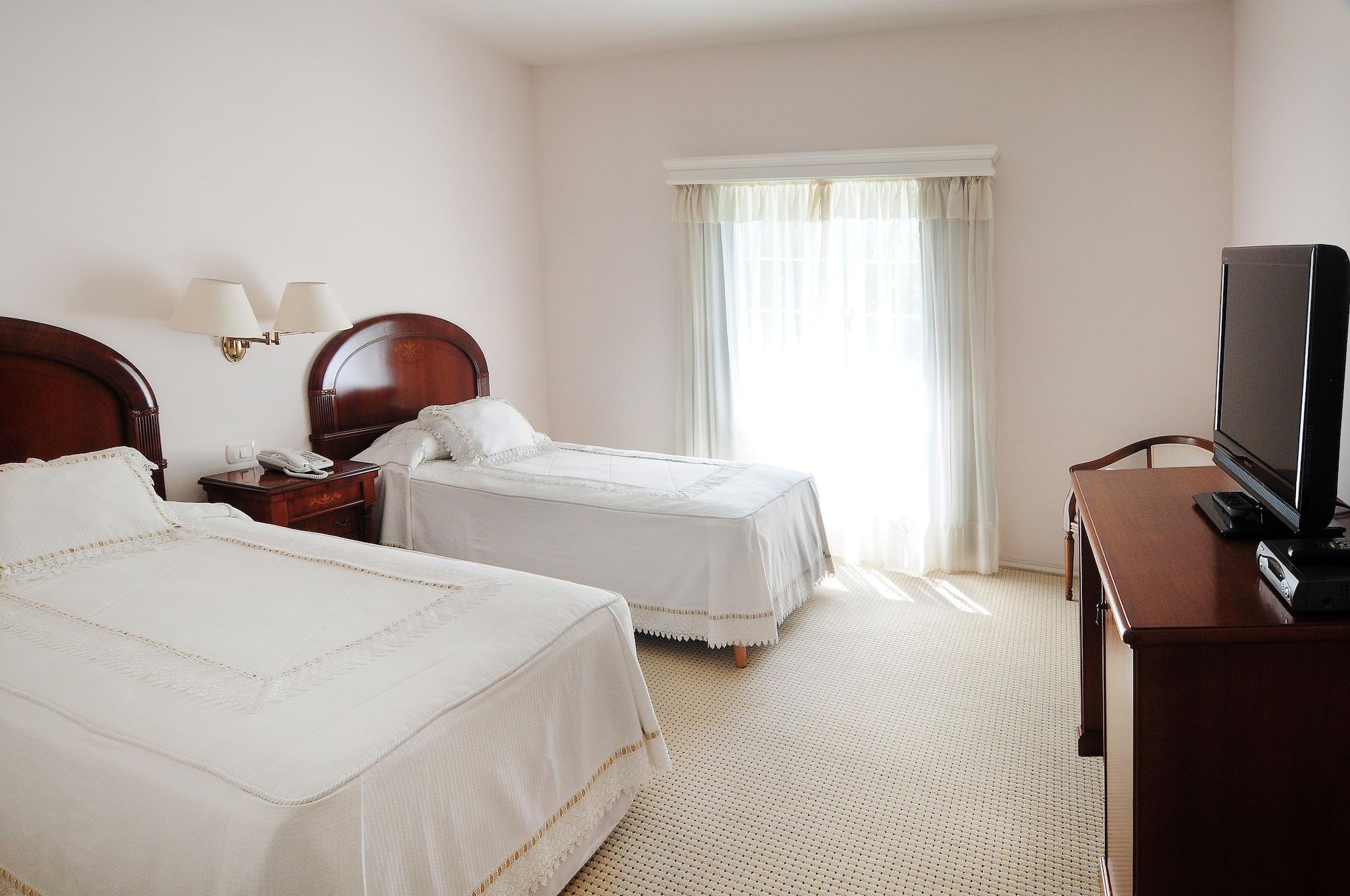 Parque Hotel Jean Clevers Punta del Este Exterior foto A guest room at the Sheraton Vistana Resort