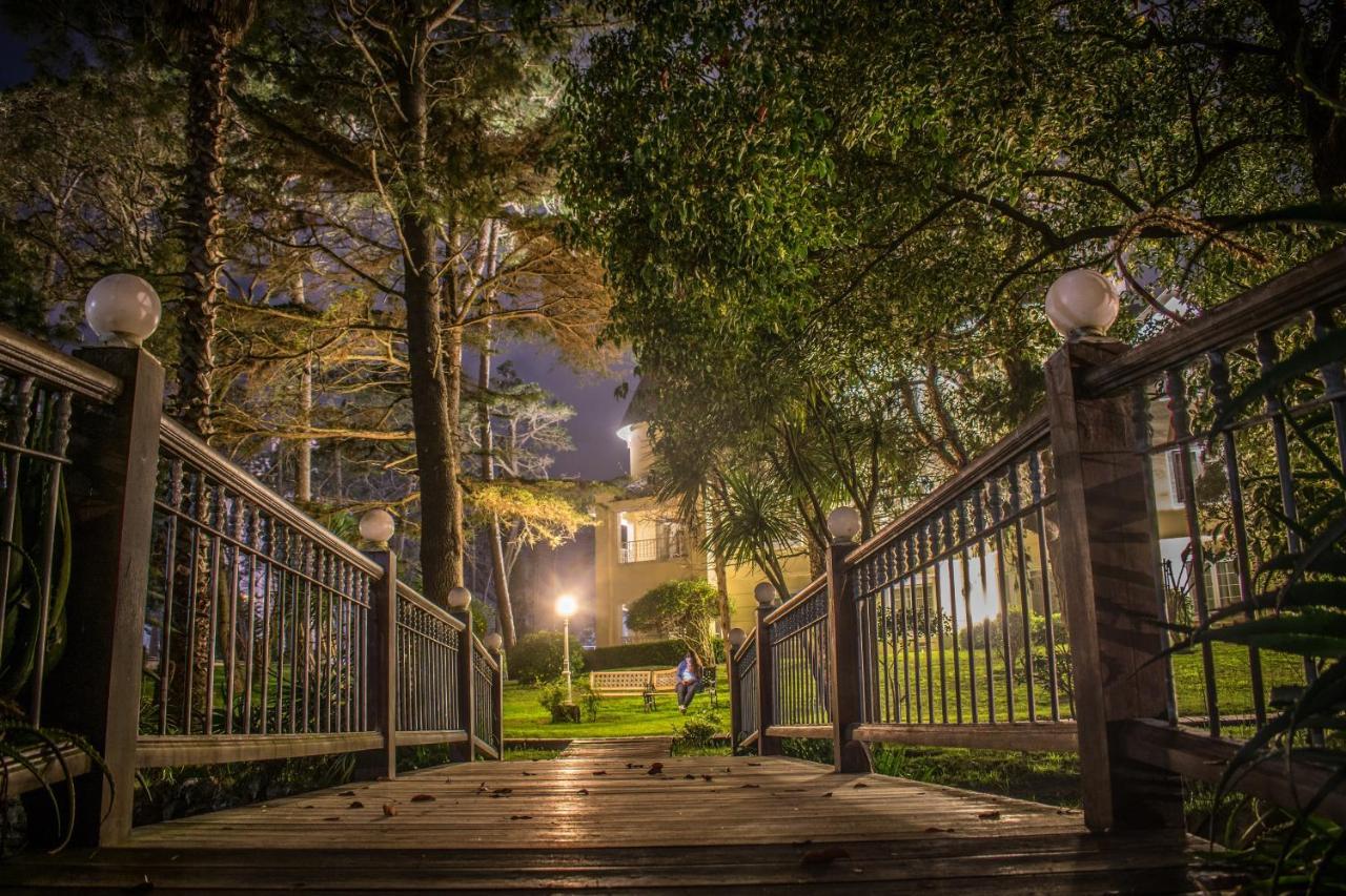 Parque Hotel Jean Clevers Punta del Este Exterior foto The entrance to the park